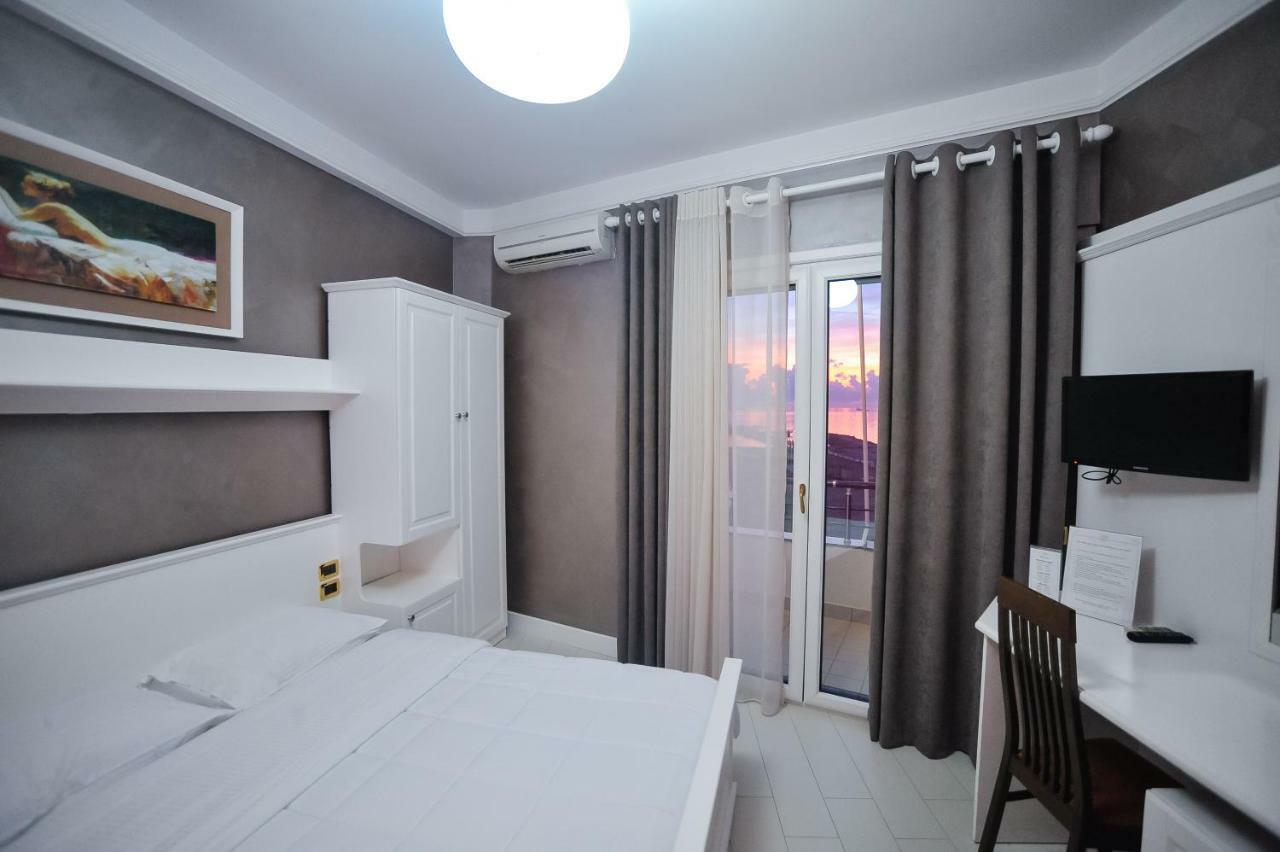 Iliria Internacional Hotel Durrës Zewnętrze zdjęcie